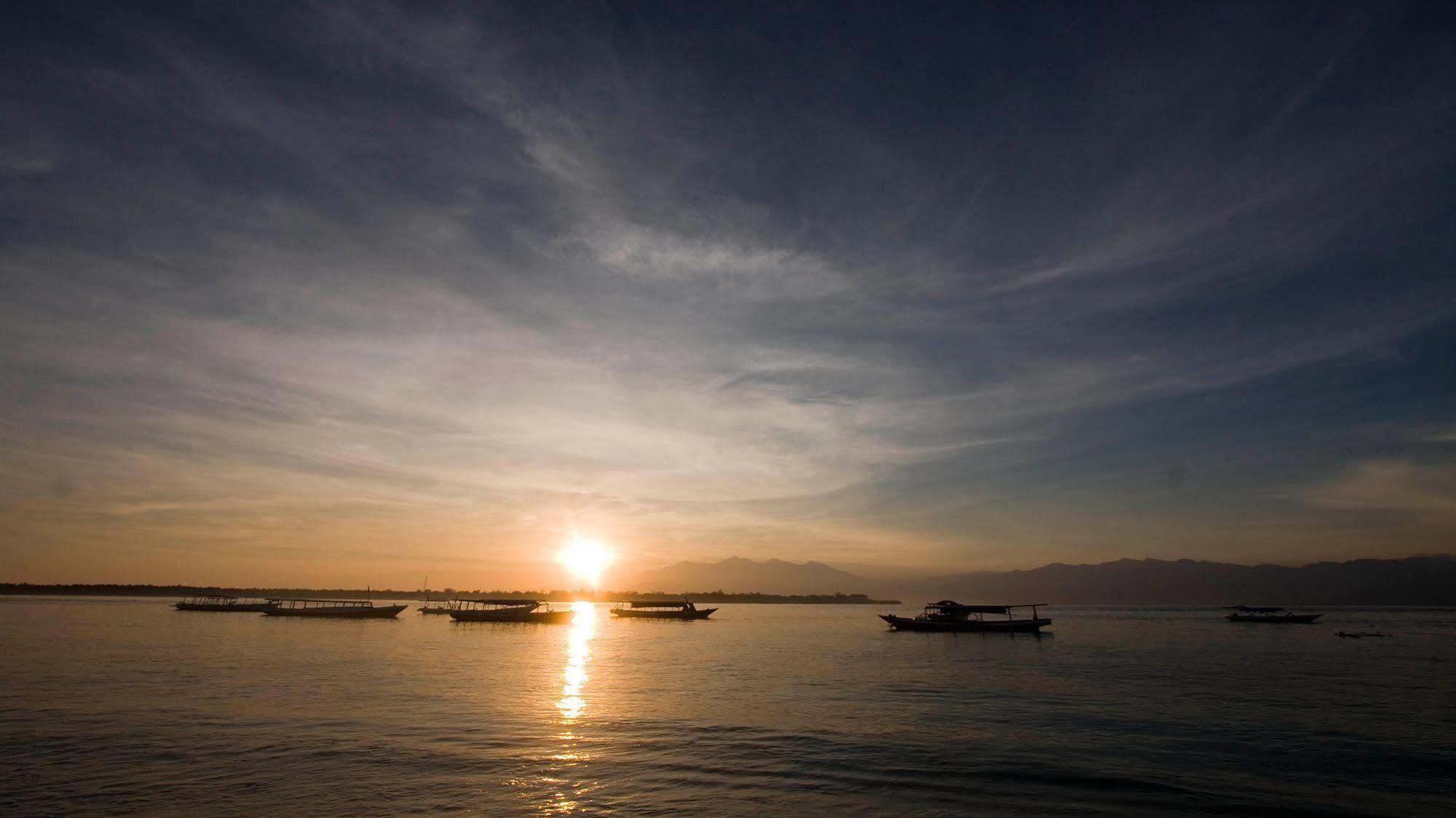 Gili Inn กีลีตราวางัน ภายนอก รูปภาพ